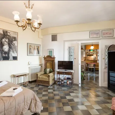 Eliosky In Ano Poli, #feelslikehome